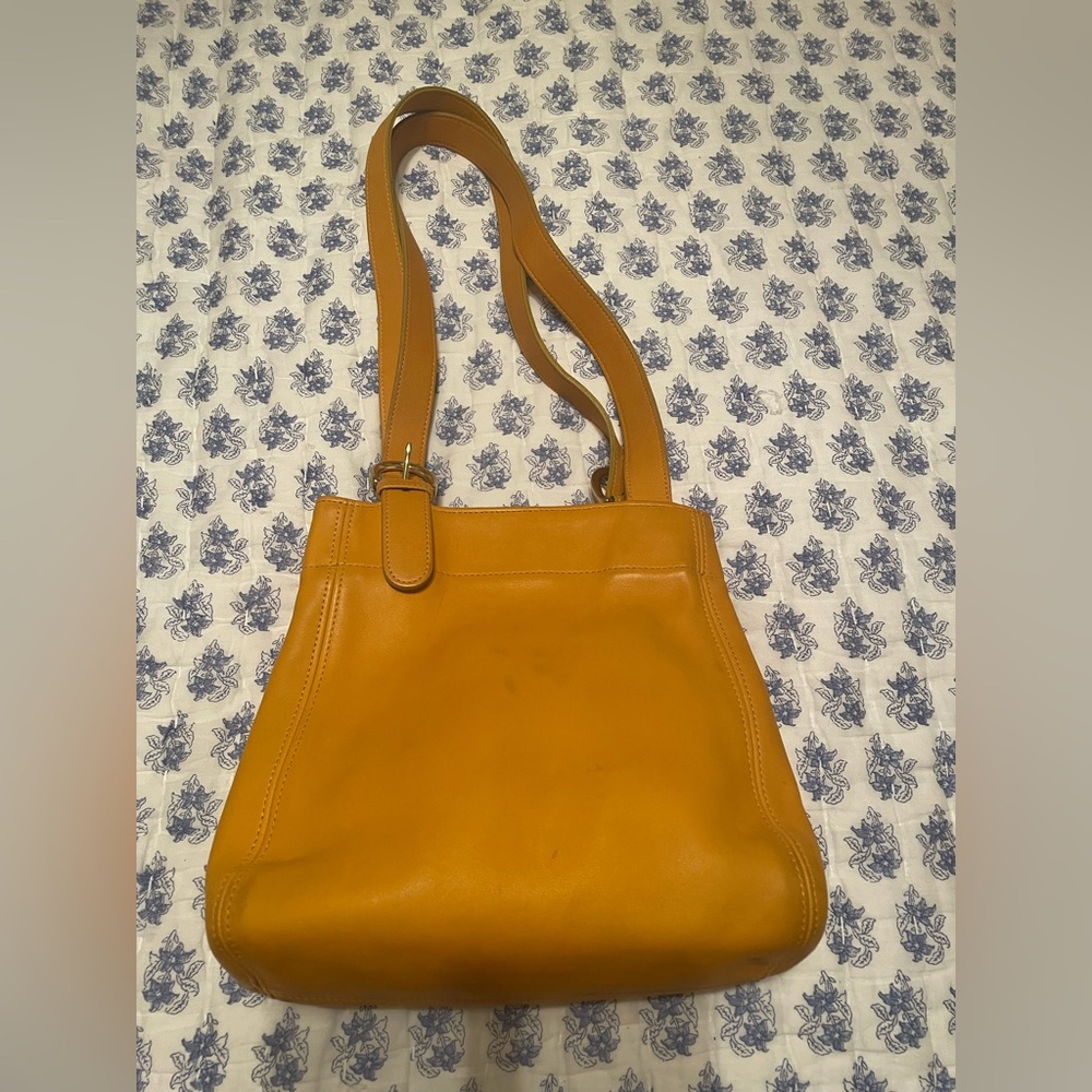 GUC Vintage Coach SoHo Buckle Bag Yellow